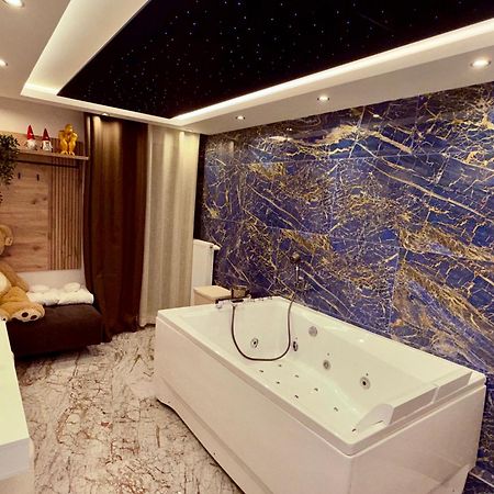 Appartement Neuf Haut Standing - Jacuzzi A Strasbourg Schiltigheim Bagian luar foto